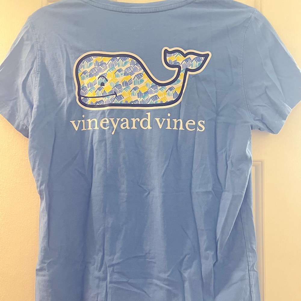 Women’s Vineyard Vines Tee